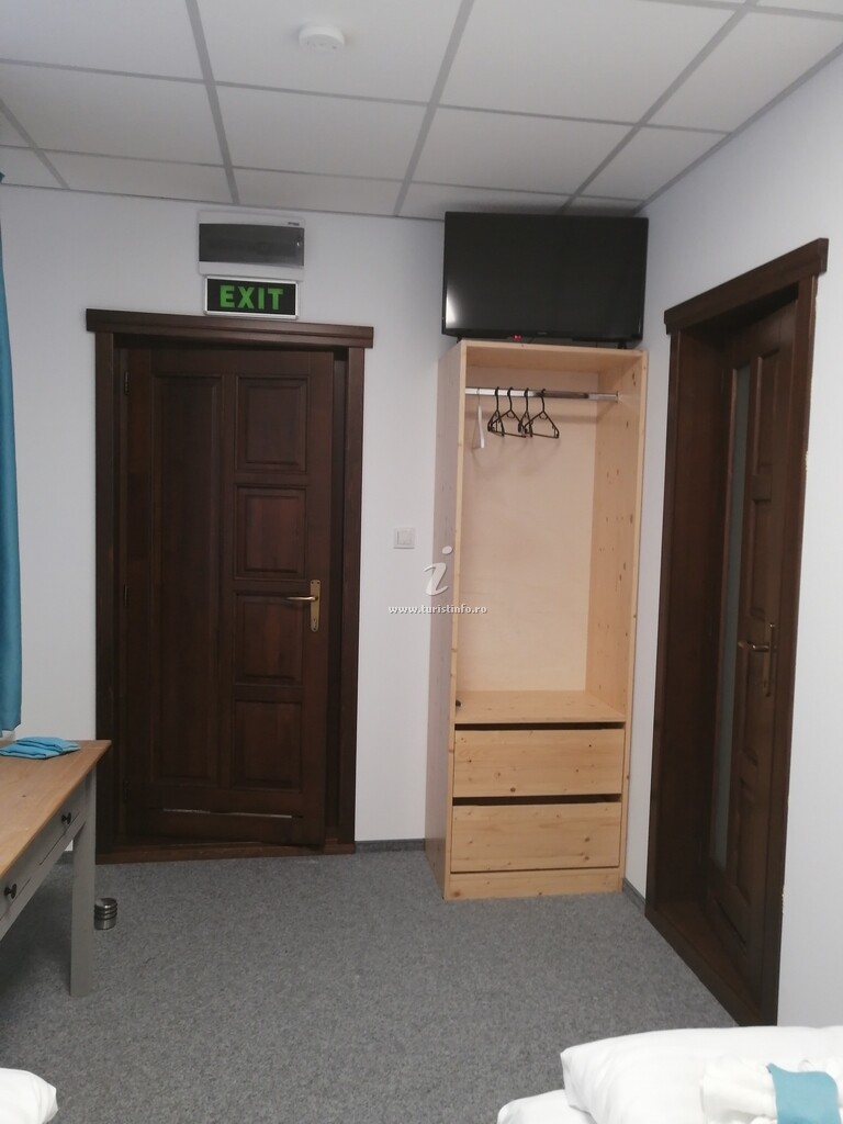 Camere de închiriat Rex