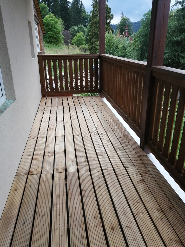 Camere de închiriat Rex