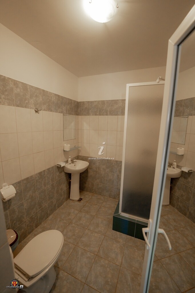 Camere de închiriat Agat