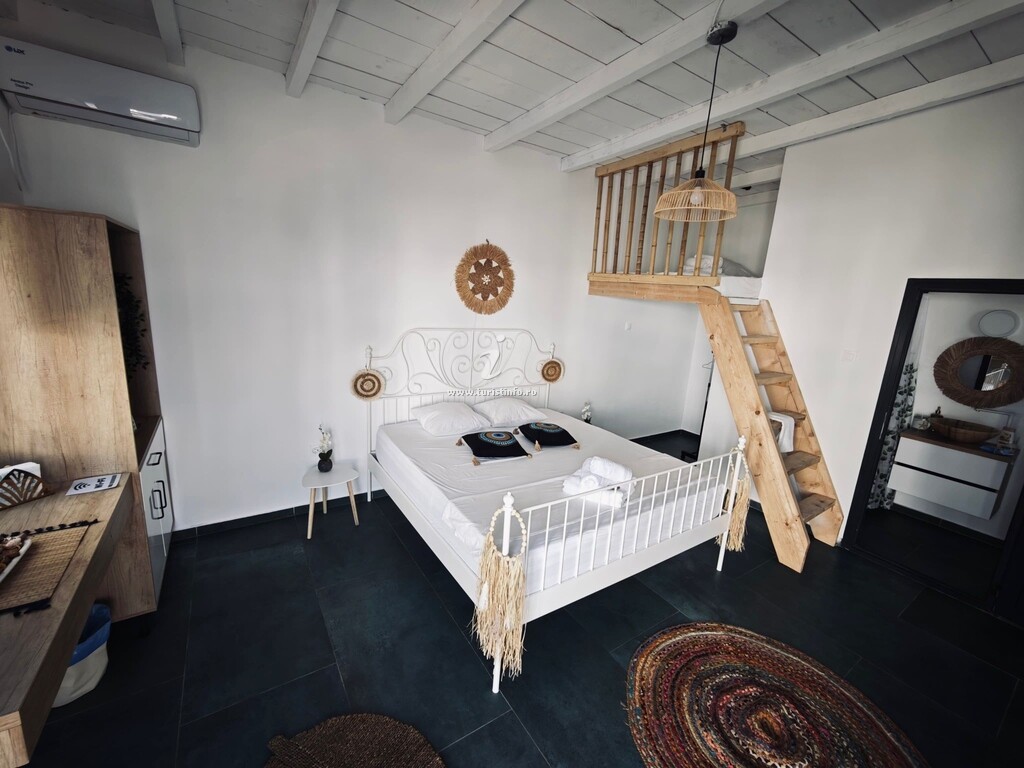 Bungalow-uri White Bungalows