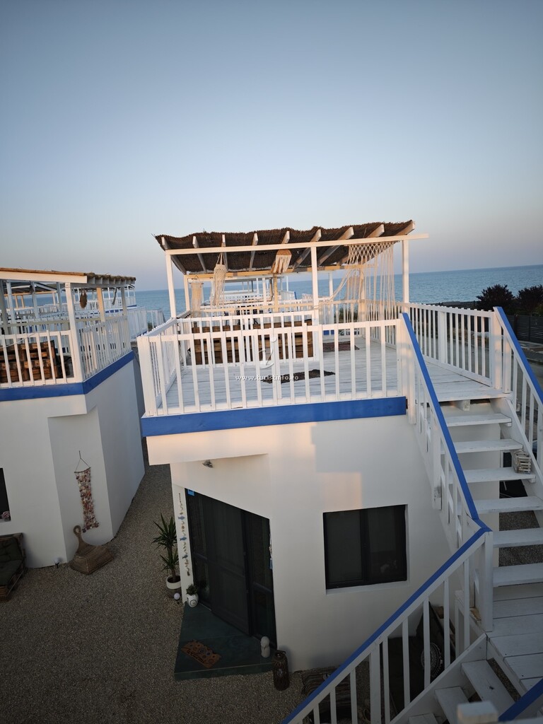Bungalow-uri White Bungalows