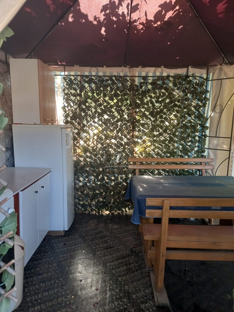 Camere de închiriat Casa Cu Nuci