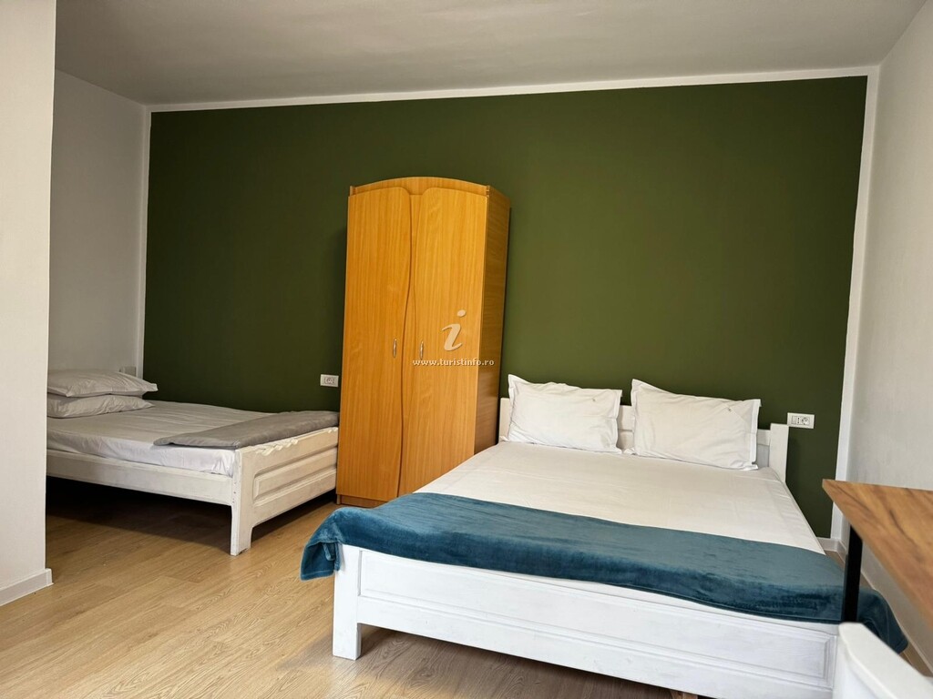 Camere de închiriat Happy House