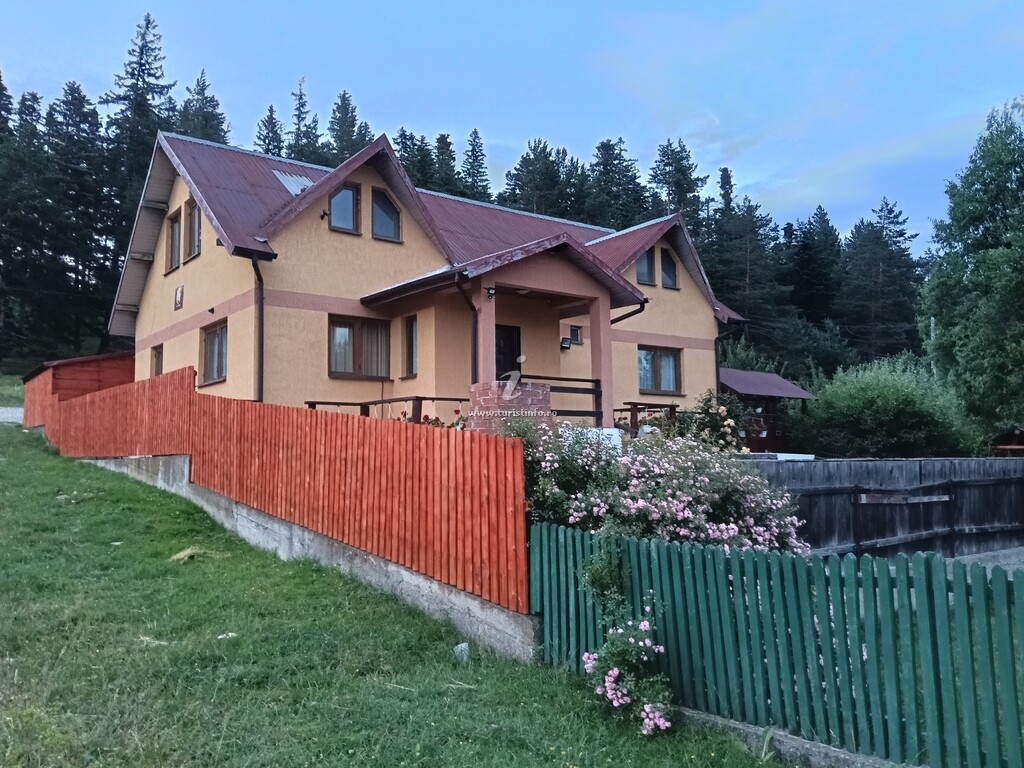 Casa Poienița