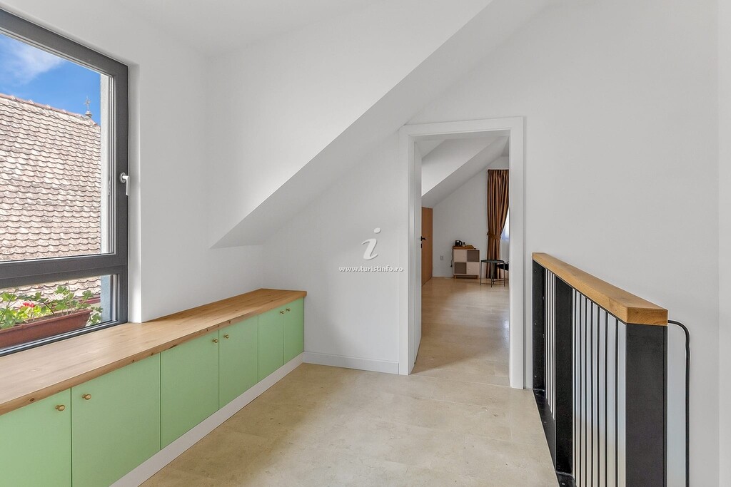 Imperfect House