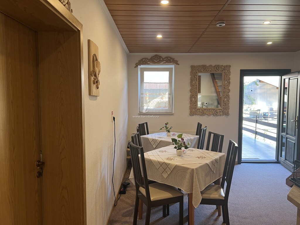 Camere de închiriat Casa Dan