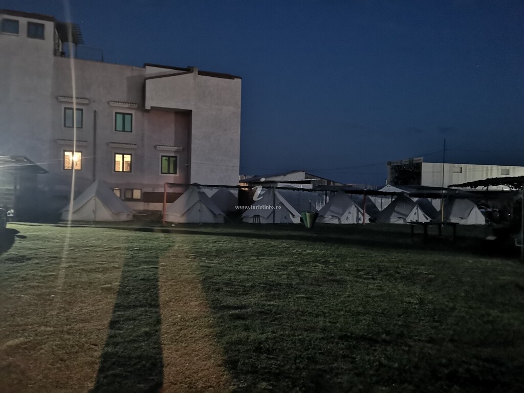 Camping La Căsuțe