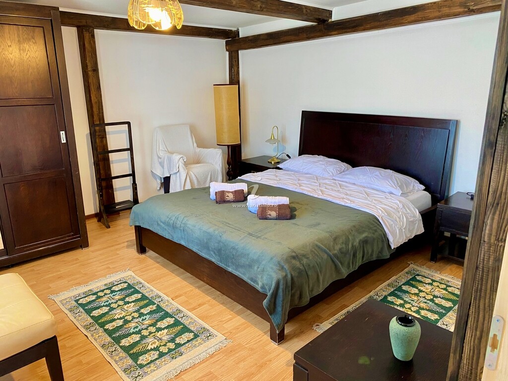 Camere de închiriat Casa Dintre Brazi