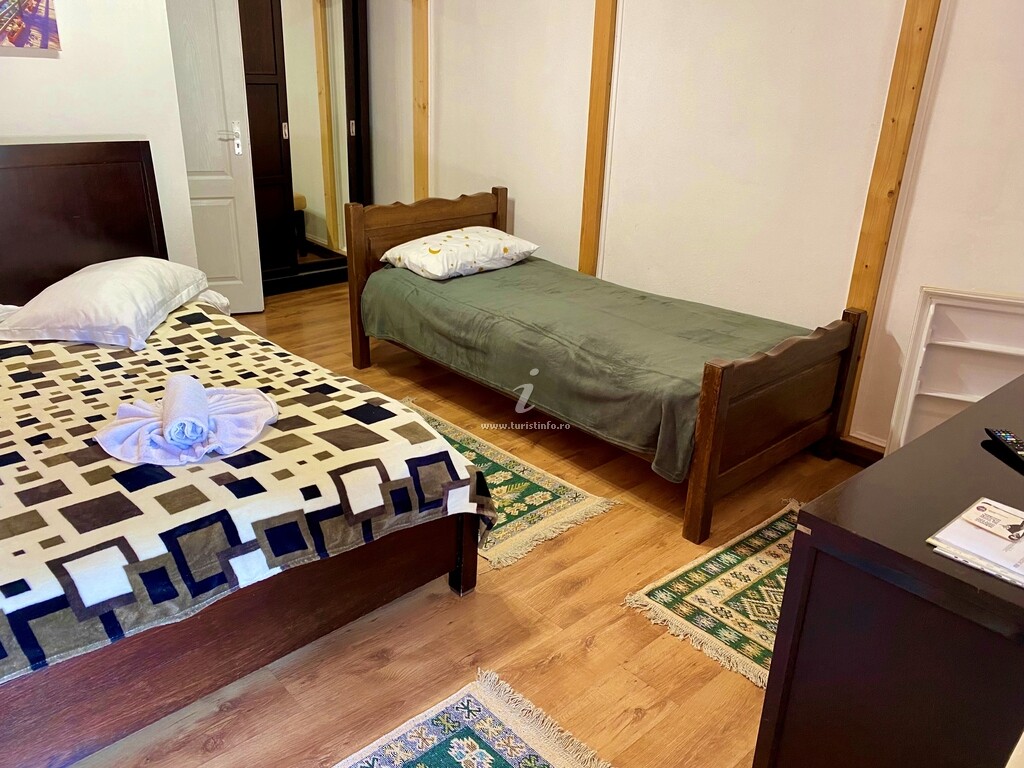 Camere de închiriat Casa Dintre Brazi