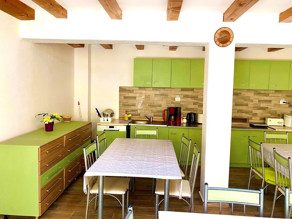 Camere de închiriat Casa Dintre Brazi