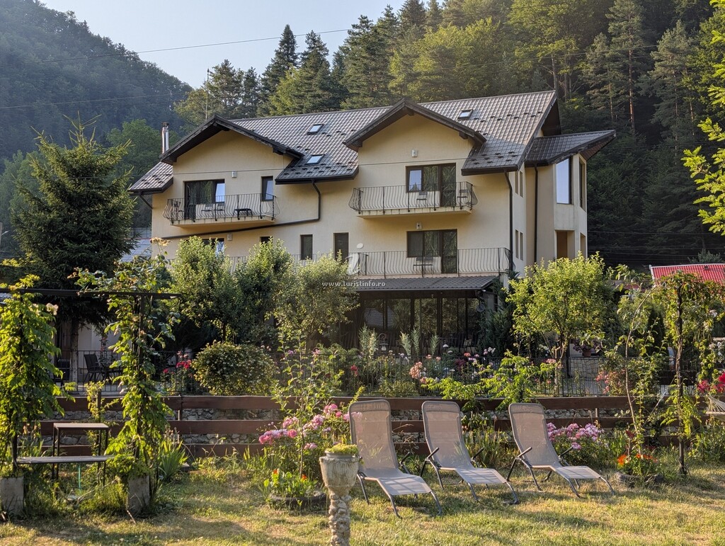 Pensiunea Eden Maison