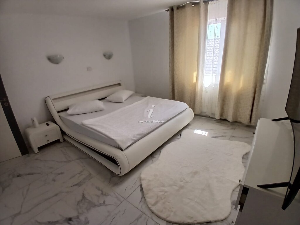 Vila George