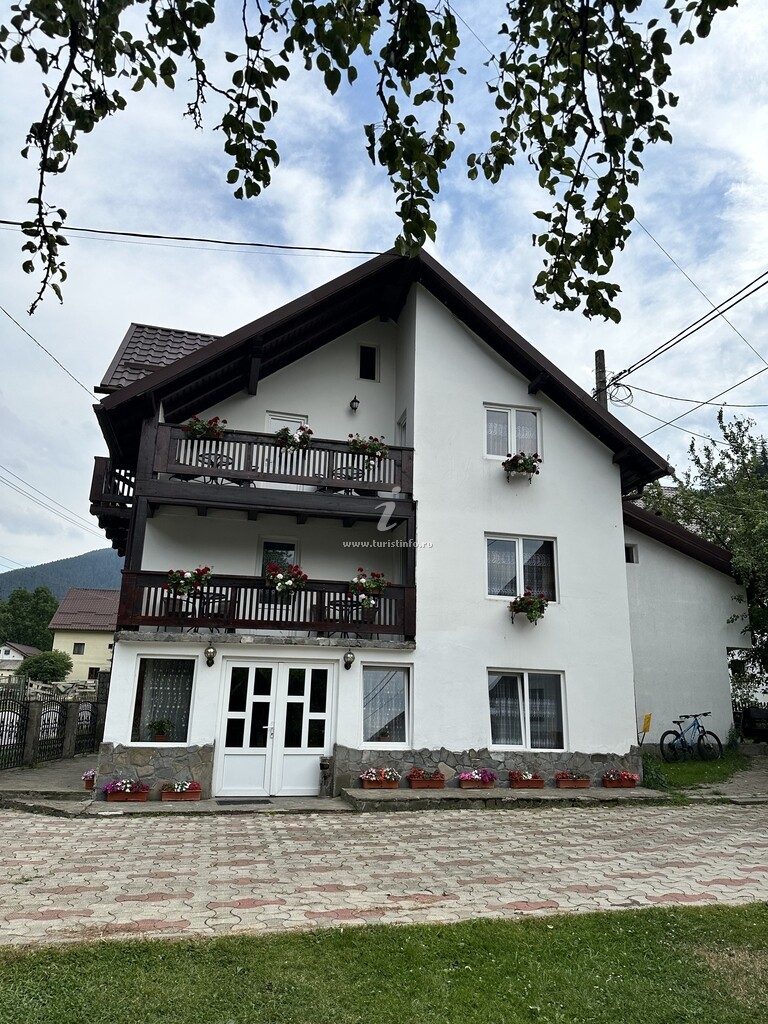 Casa Ionela & Dan