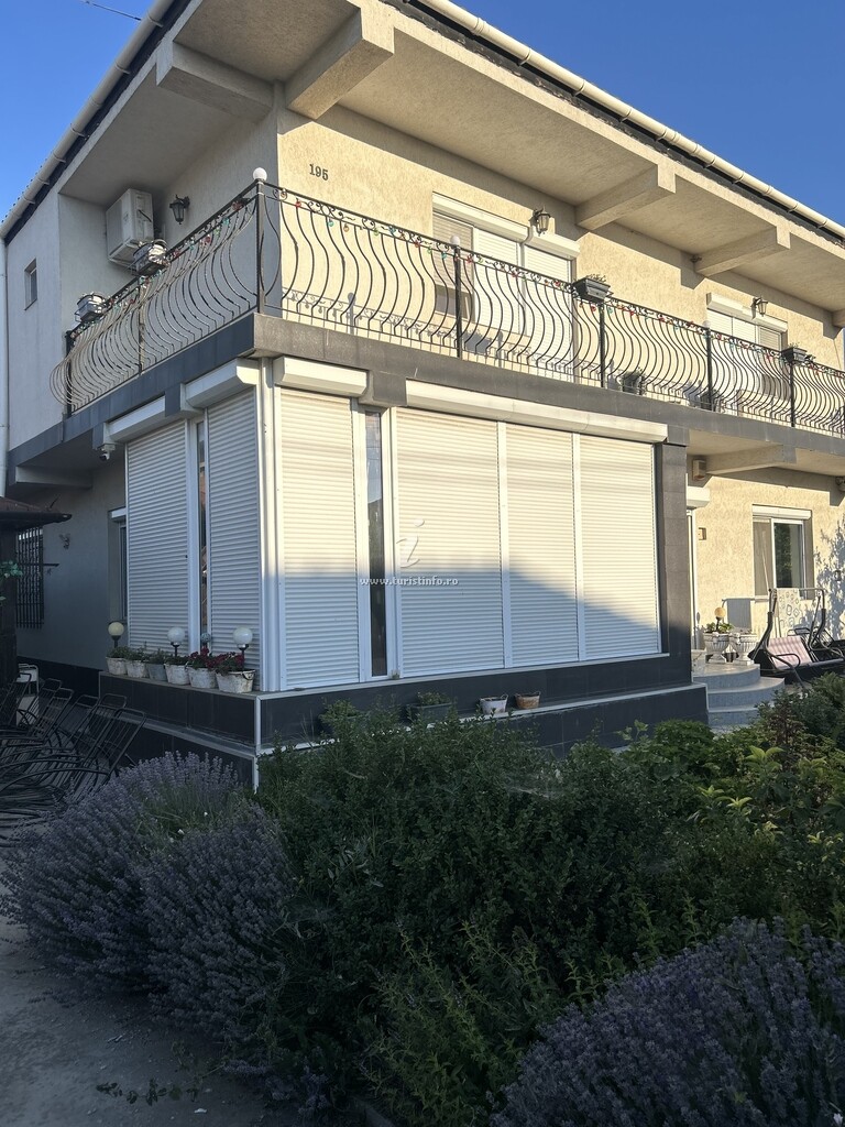 Casa Maison Blanche