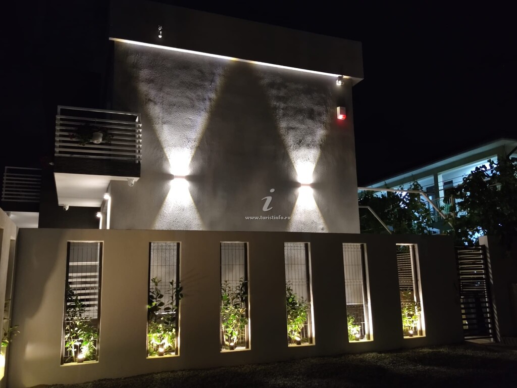 Camere de închiriat Atenin