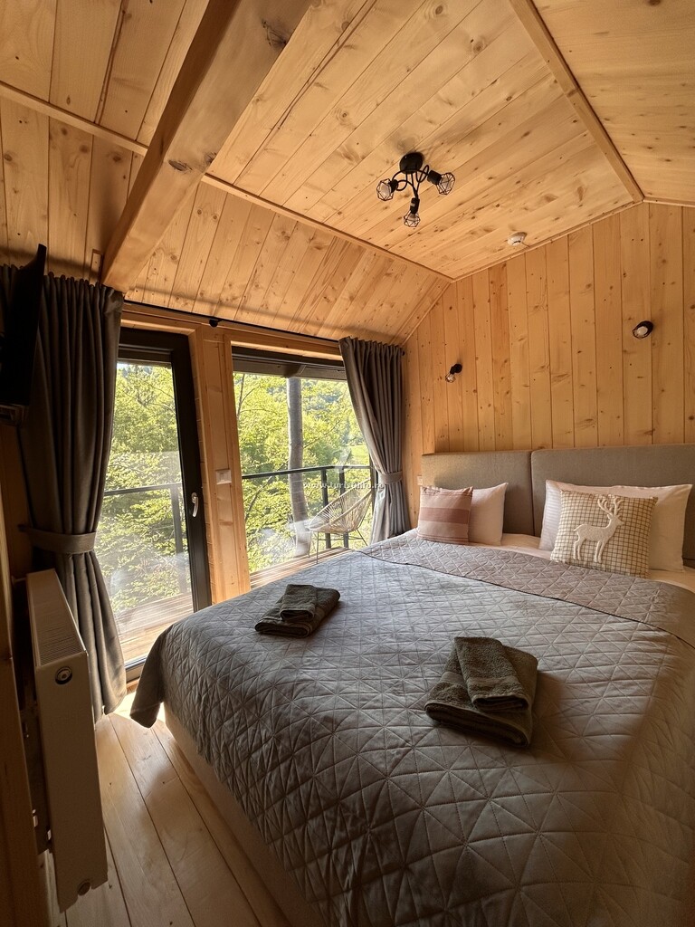 Cabana Leaf Loft Chalet