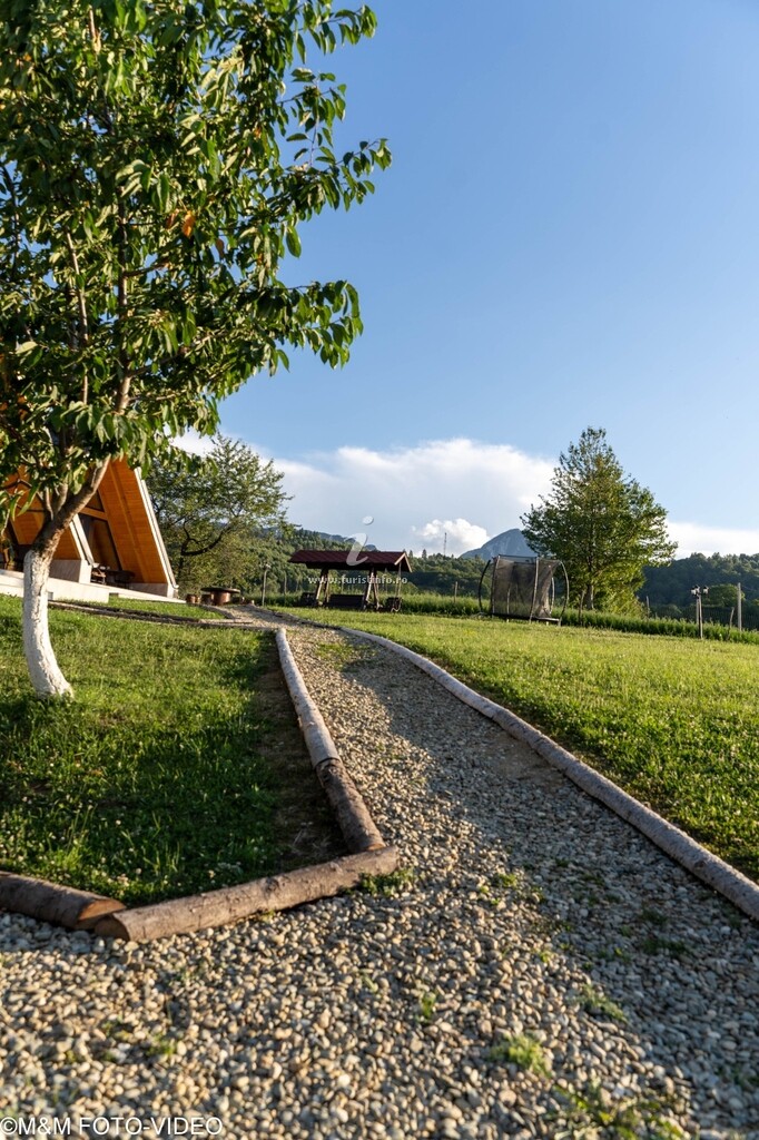 A-frame Green Hill Popas