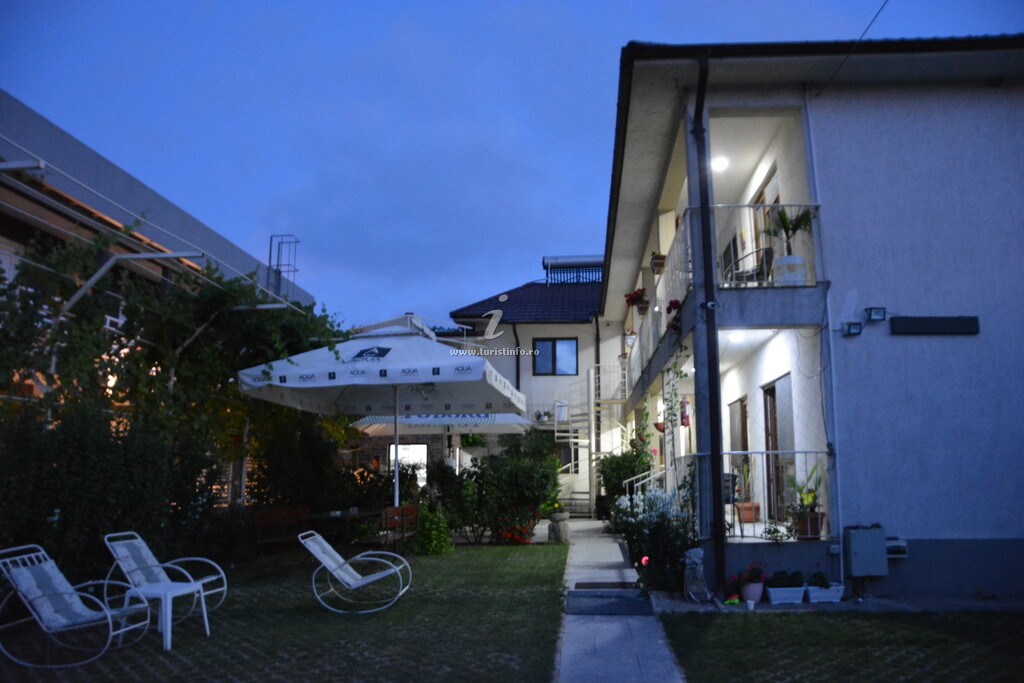 Vila Azaleea