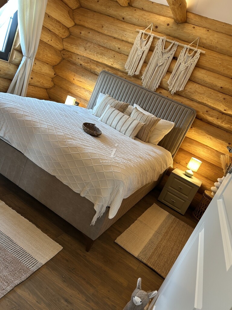 Sub stele Chalets