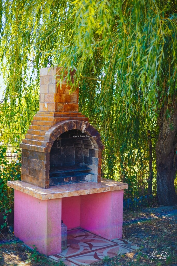 Camere de închiriat Casa Dochia