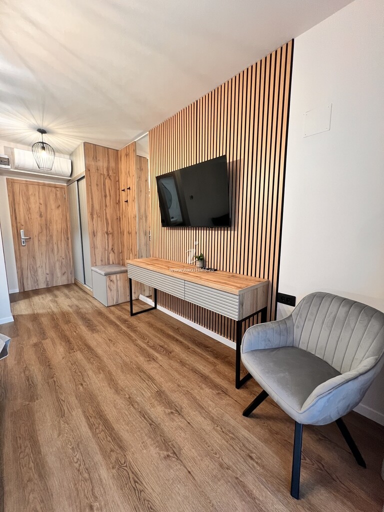Ecvestria Chalet