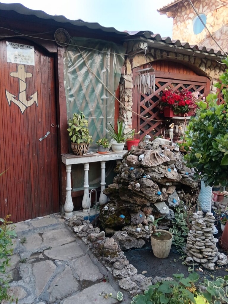 Casa de piatră Tarra