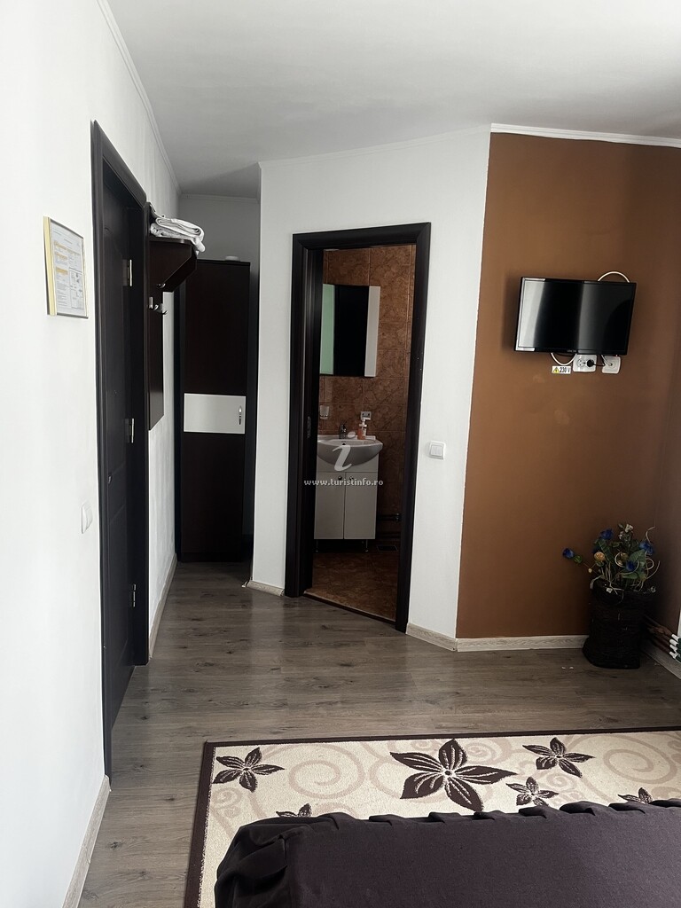 Pensiunea Aaron`s Home