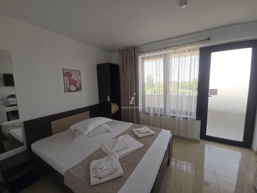 Camere de închiriat Casa Ani