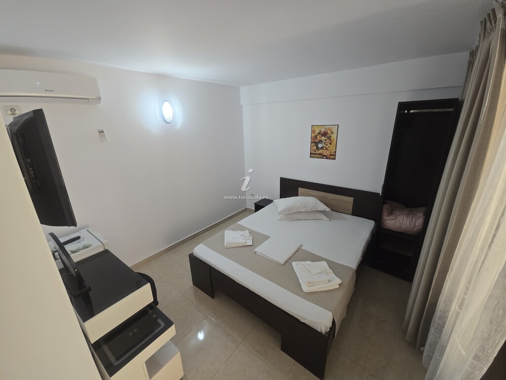Camere de închiriat Casa Ani