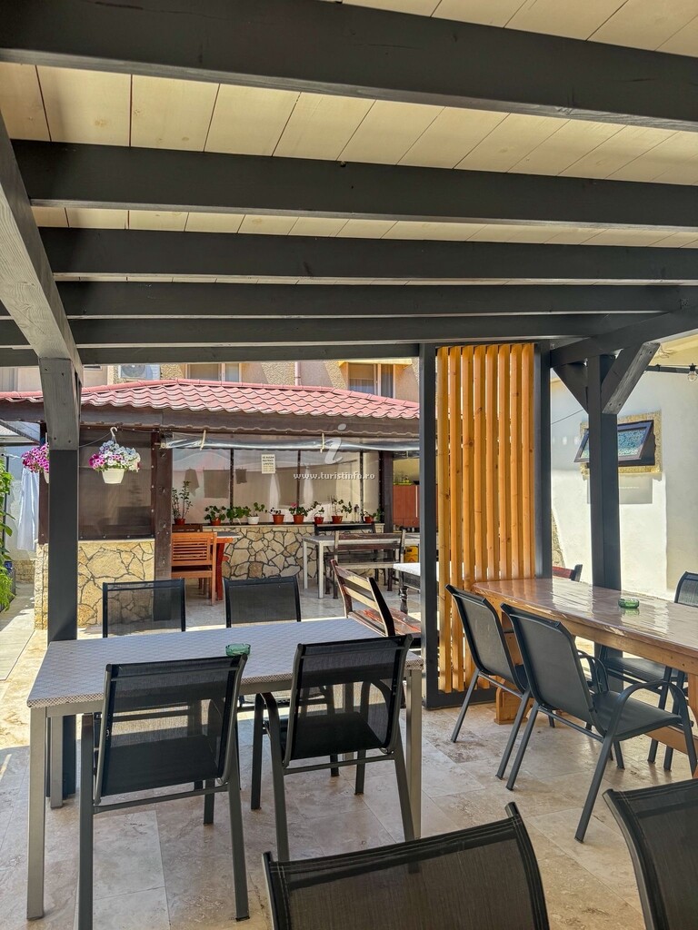 Vila Greaca 10