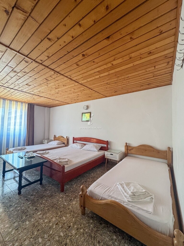 Vila Greaca 10