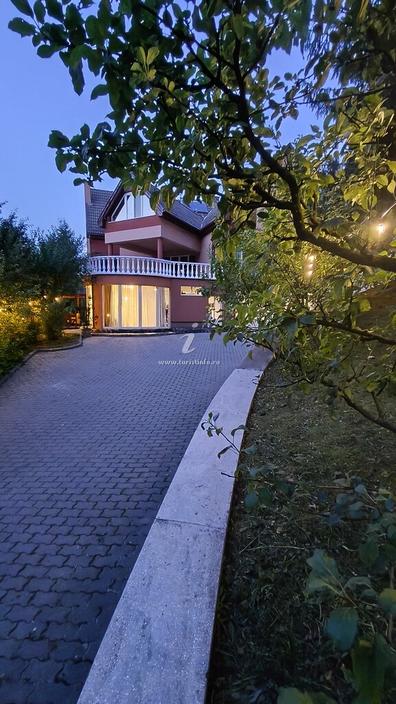 Baroc Boutique Hotel