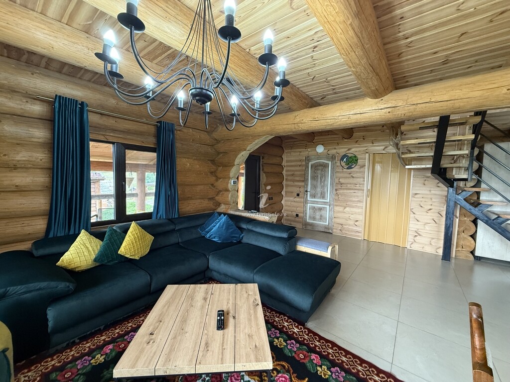 Pensiunea Casa Moldovanului