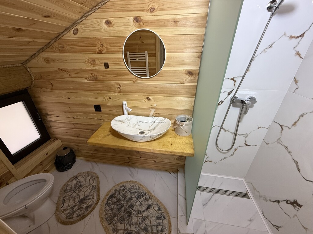 Pensiunea Casa Moldovanului