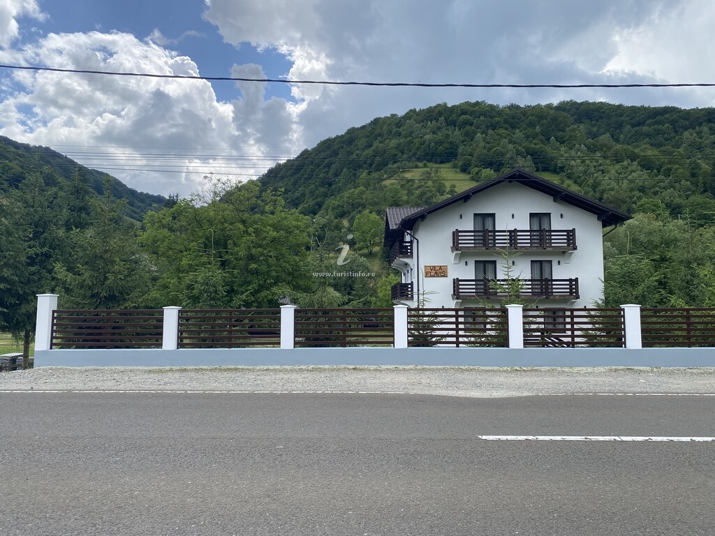 Camere de închiriat Casa Flavis
