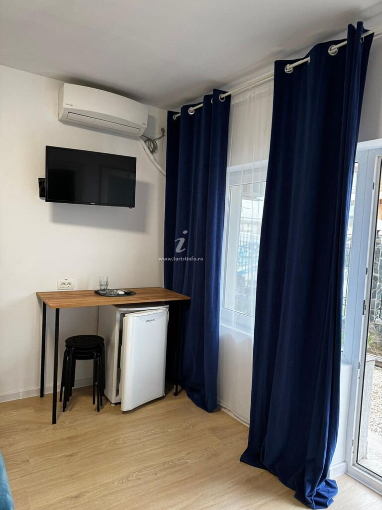 Camere de închiriat Happy House