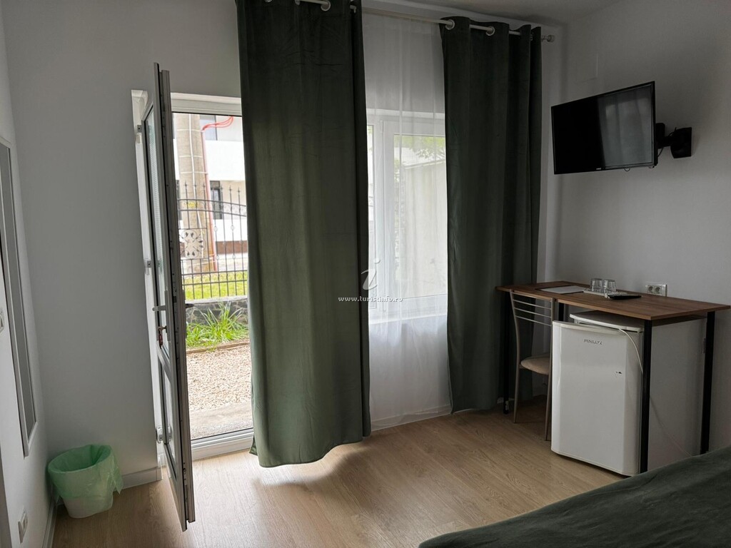 Camere de închiriat Happy House