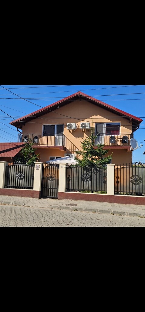Casa Laur
