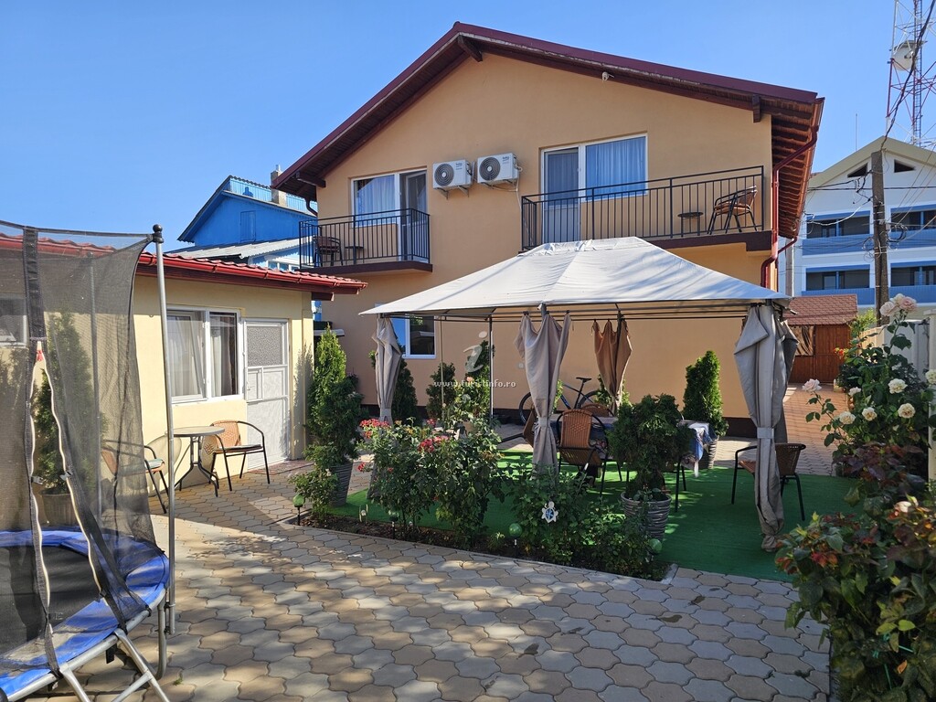Casa Laur