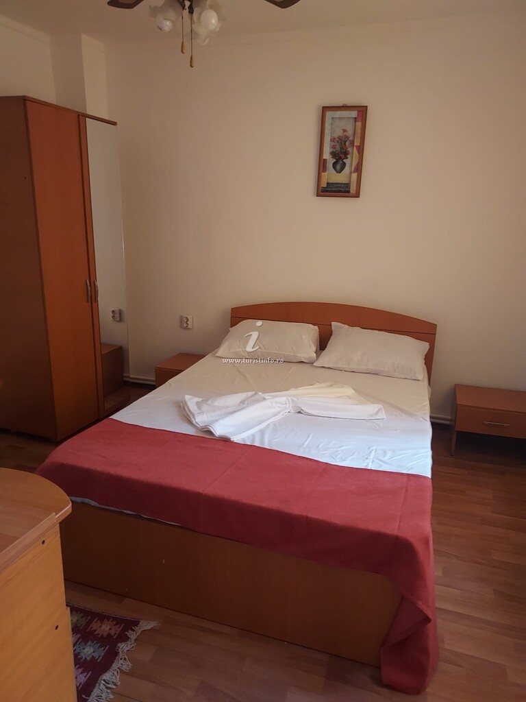 Casa Bota