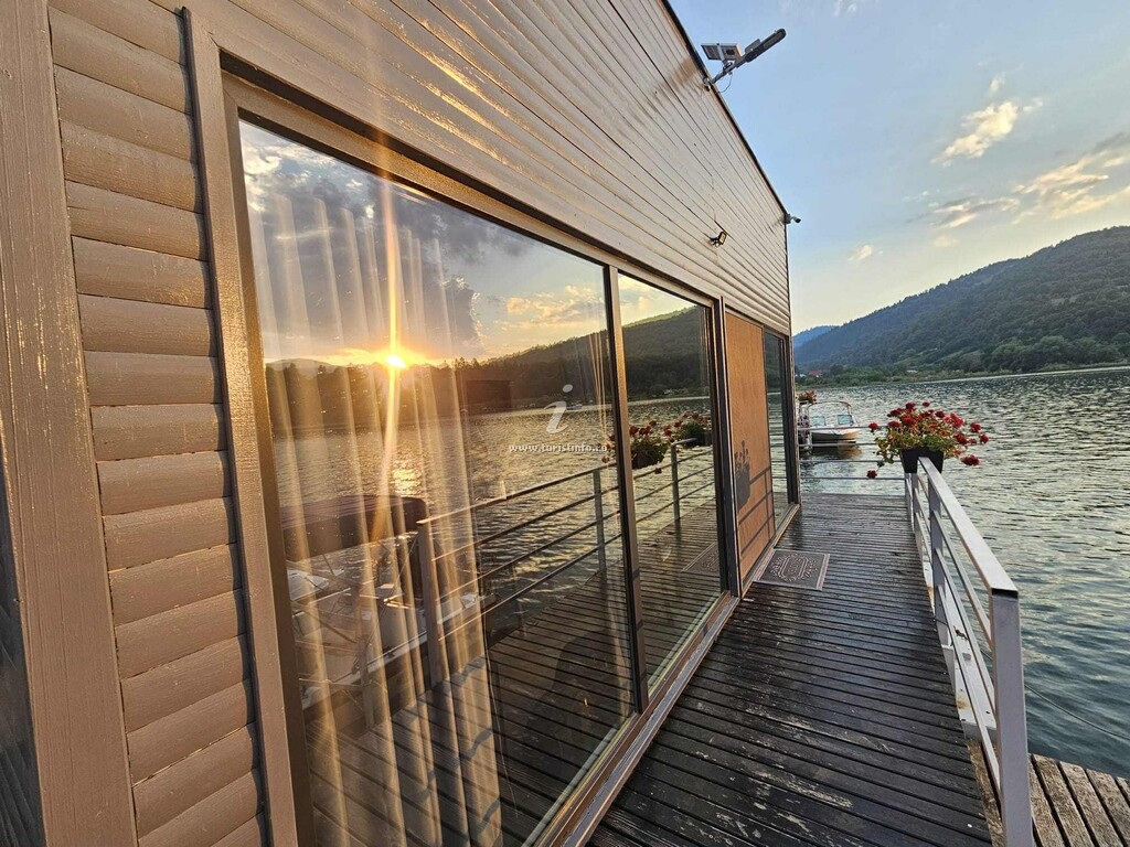 Casa de vacanță Sia Lake View Bicaz
