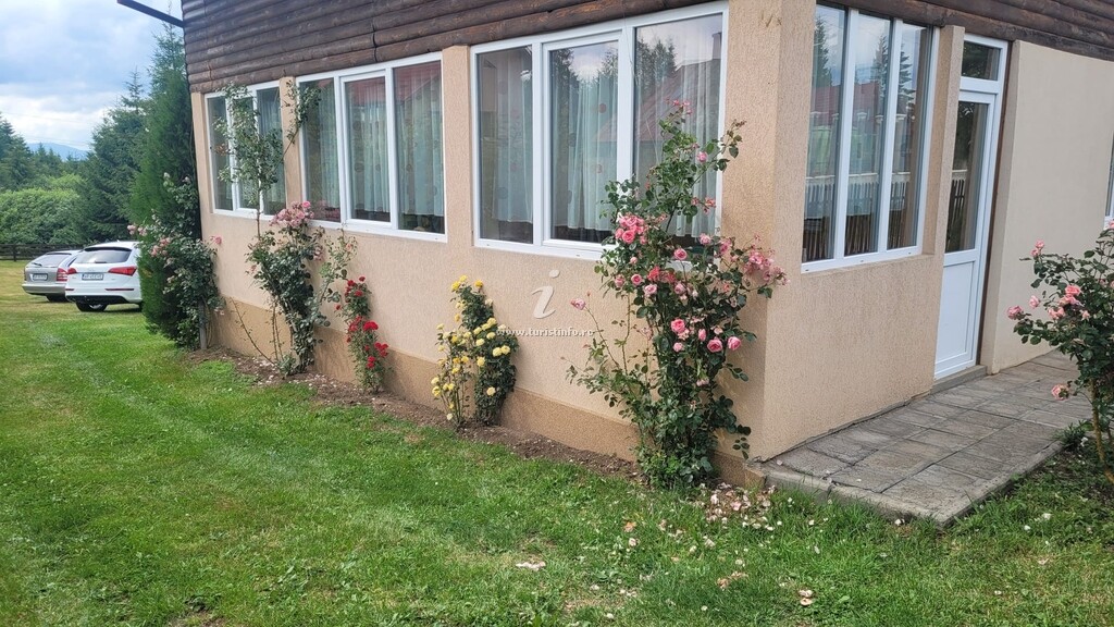 Cabana la Izvor