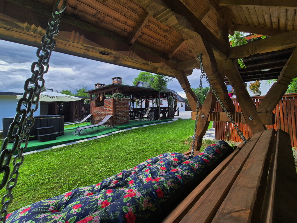 Casa la Neluțu Ceterașu