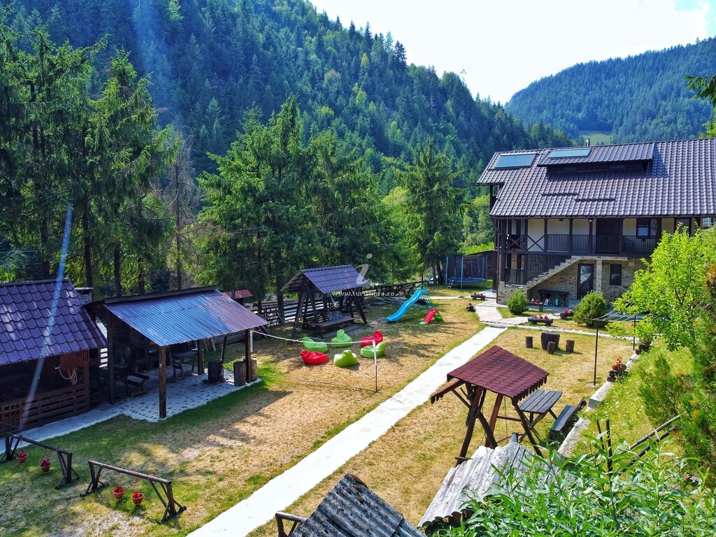 Pensiunea Cheile Albacului