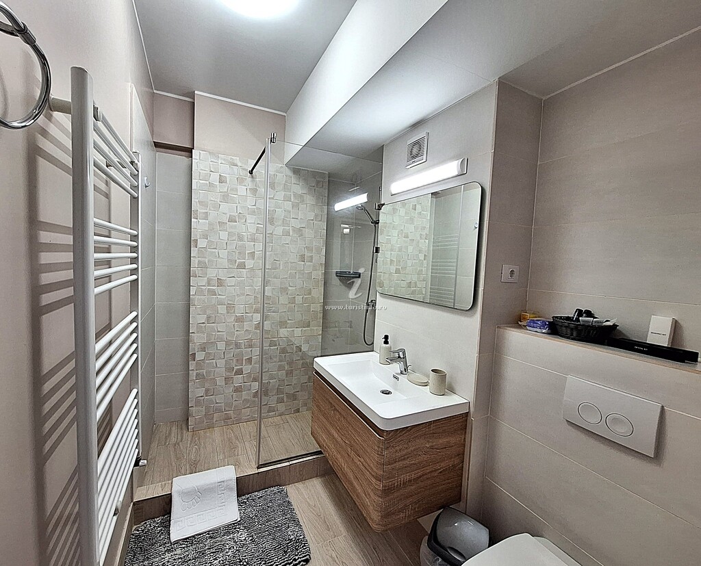 Apartament Silvia Barrels Zone