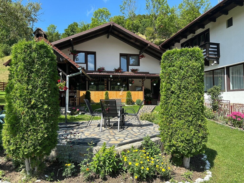 Casa de pe Deal