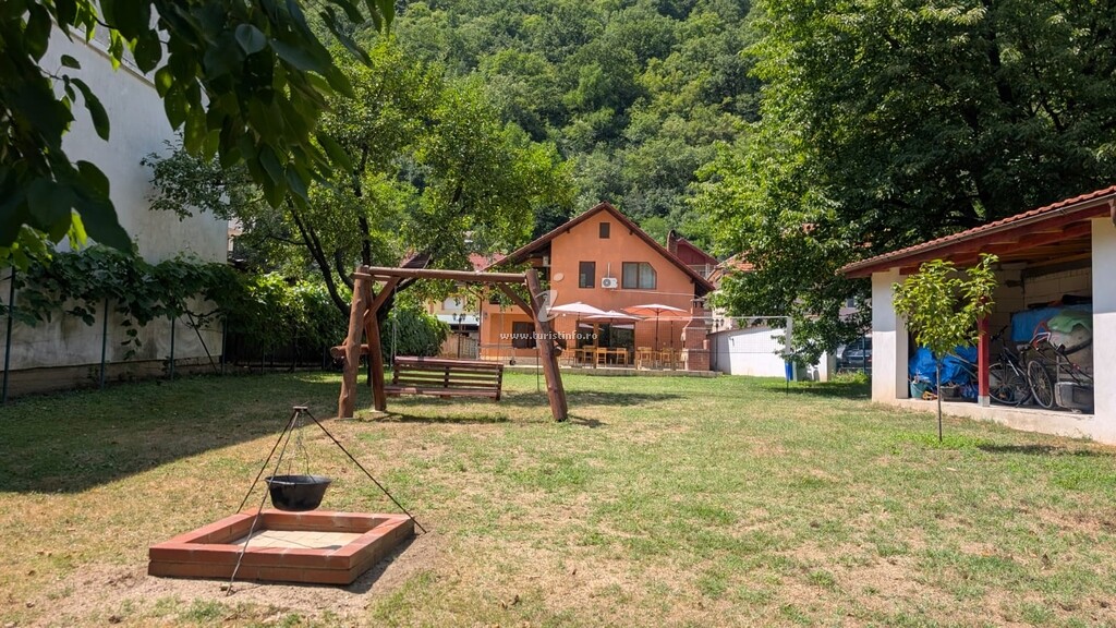 Pensiunea Casa Bianca