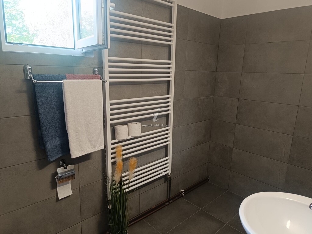 Pensiunea La Ferma