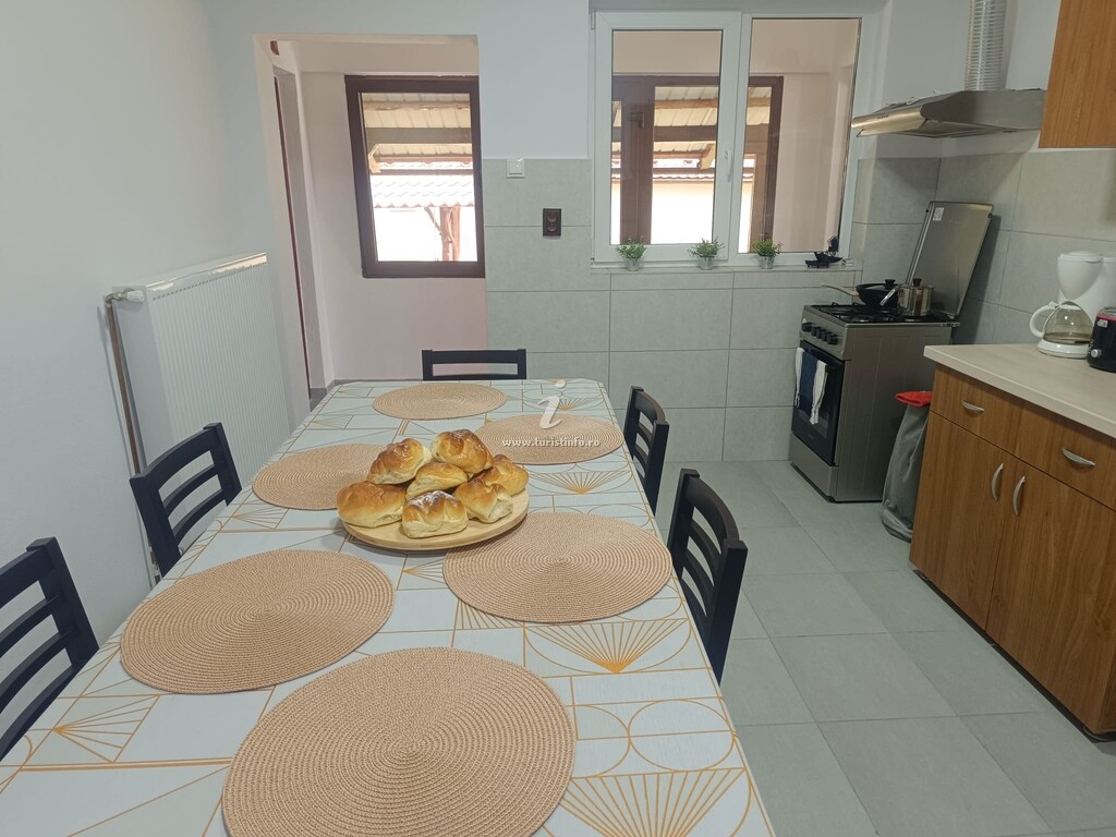 Pensiunea La Ferma
