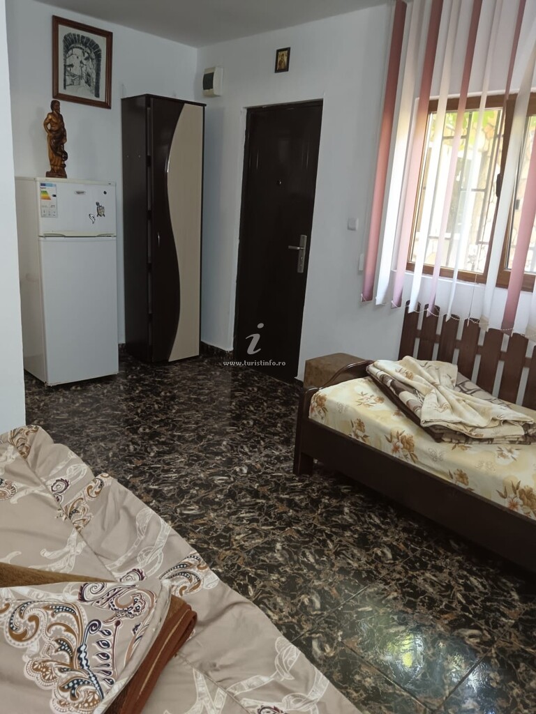 Camere de închiriat Casa Andra